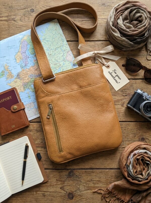 Unisex Leather Crossbody Bag with Phone Pocket